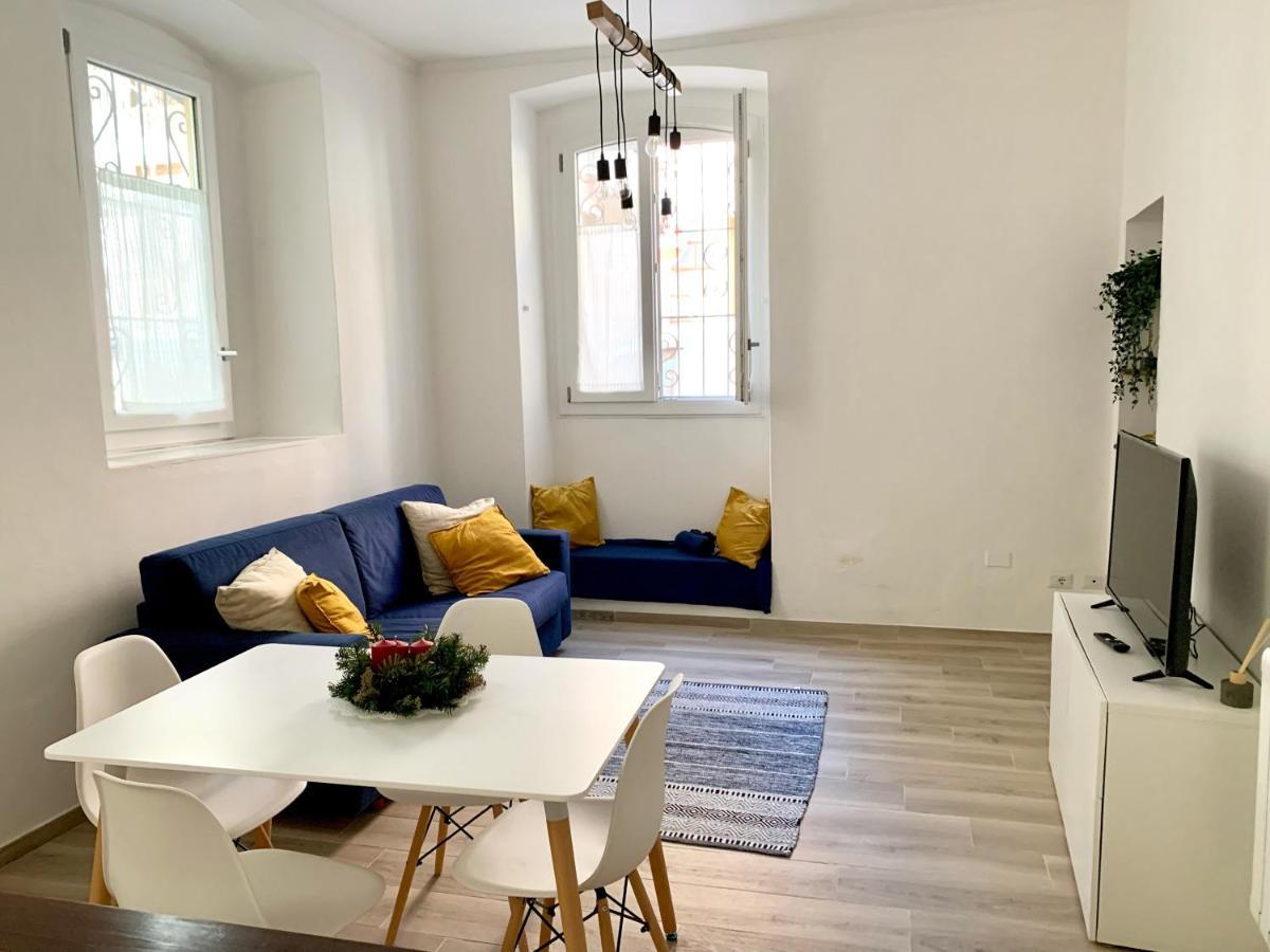 Apartament La Casa Di Ale Nel Centro Storico Di Cagliari Zewnętrze zdjęcie