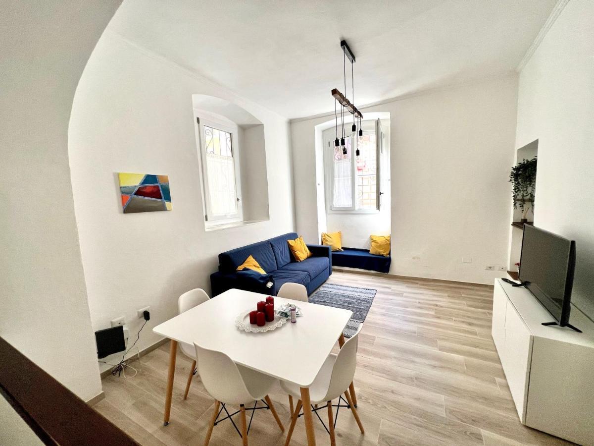 Apartament La Casa Di Ale Nel Centro Storico Di Cagliari Zewnętrze zdjęcie