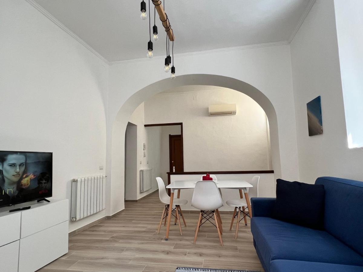 Apartament La Casa Di Ale Nel Centro Storico Di Cagliari Zewnętrze zdjęcie