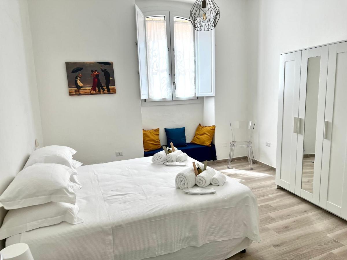 Apartament La Casa Di Ale Nel Centro Storico Di Cagliari Zewnętrze zdjęcie