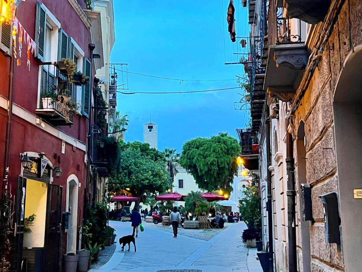Apartament La Casa Di Ale Nel Centro Storico Di Cagliari Zewnętrze zdjęcie