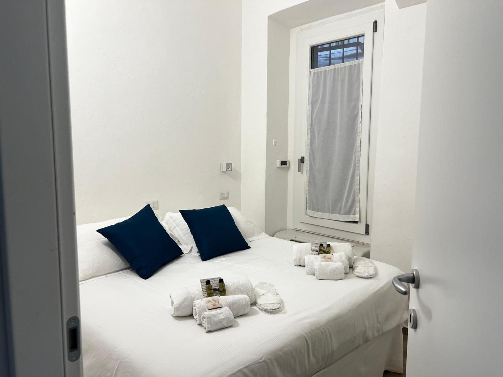 Apartament La Casa Di Ale Nel Centro Storico Di Cagliari Zewnętrze zdjęcie